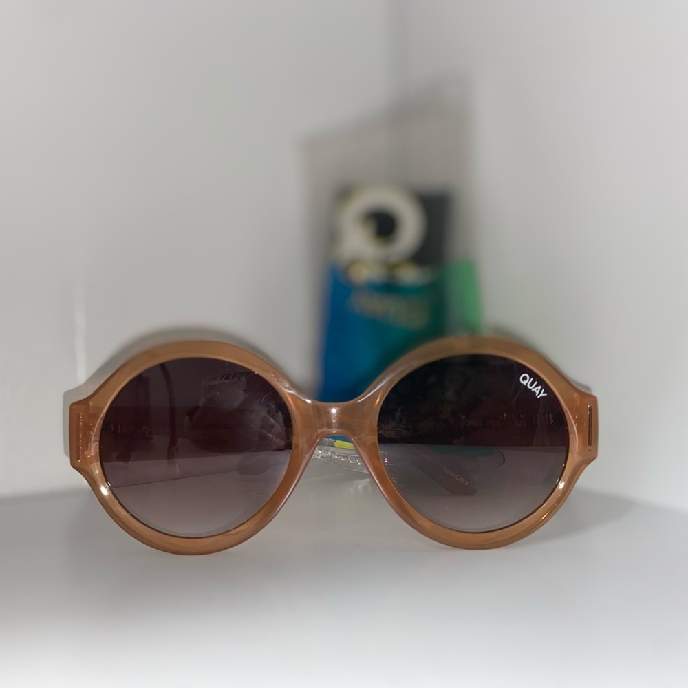 Round Sunglasses | Quay Australia